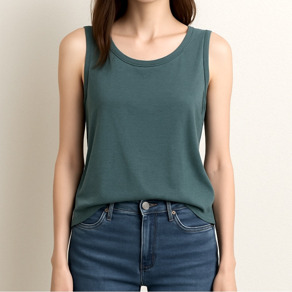 Urban Outfitters BDG Sleeveless Green Knit Top size Medium